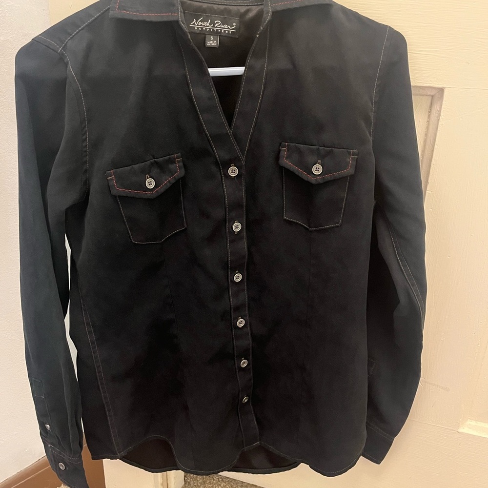 North River Outfitters Black Button-Up Shirt